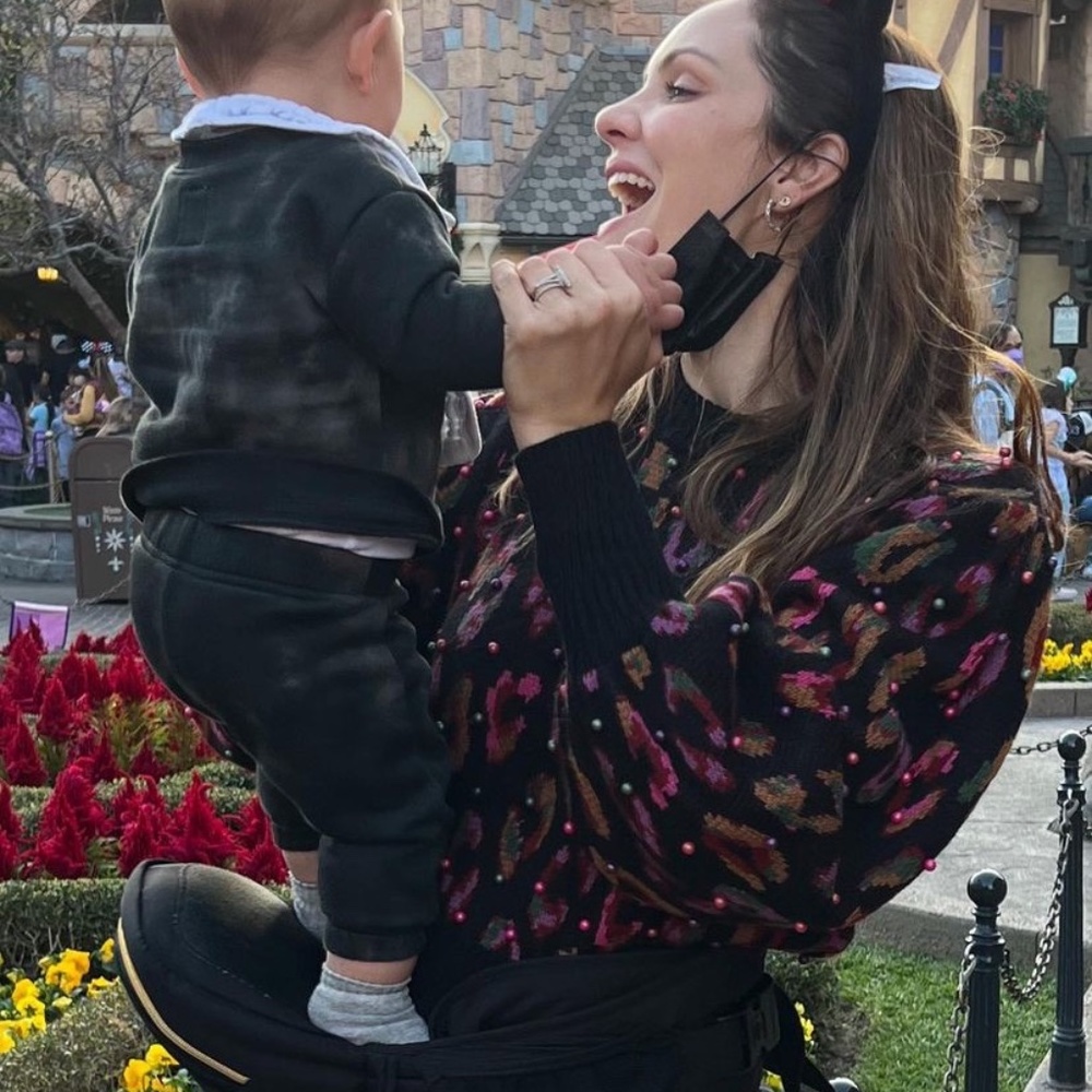 Tushbaby hip seat baby carrier